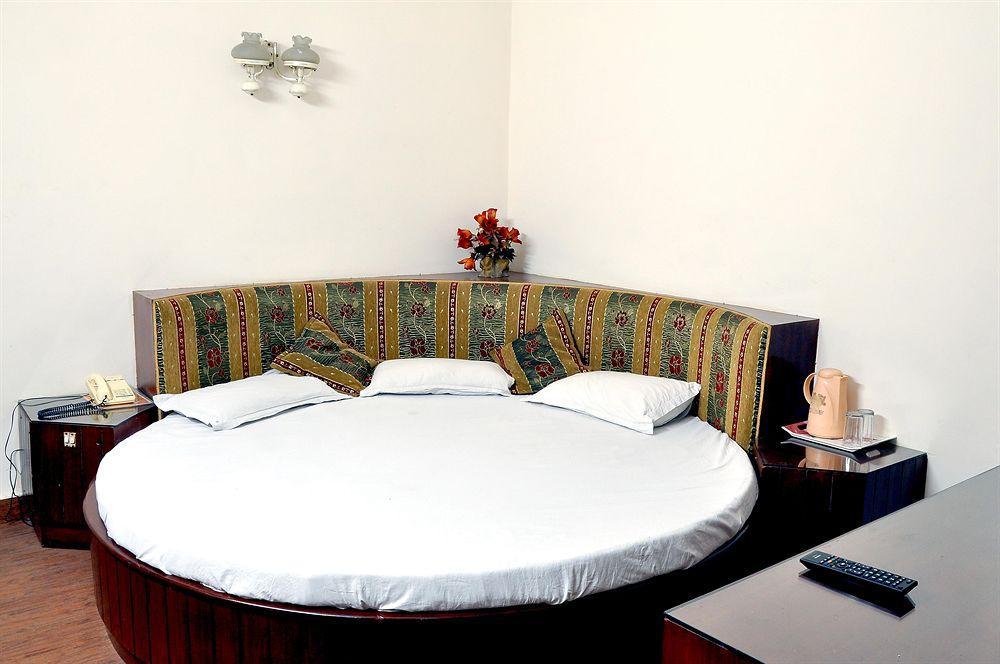 Oyo 3472 Hotel Rama Inn New Delhi Eksteriør billede
